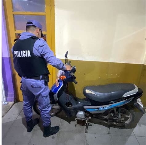 La Polic A Recuper Tres Motocicletas Y Detuvo A Dos Sujetos