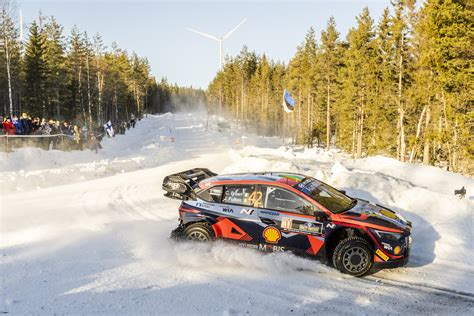 Craig Breen Nouveau Leader Rovanper Dans Le Dur Revivez La