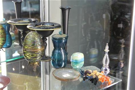 Lot Iridescent Lidded Egg With Other Glass Incl Gozo Glass Bud Vase