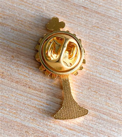 Monstrance Lapel Pin Catholic Pin Adoration Blessed Sacrament Etsy