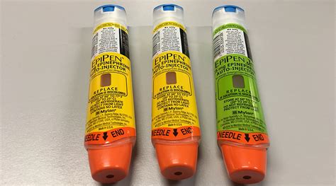 Mylan announces $300 generic EpiPen at 3x original price — RT America