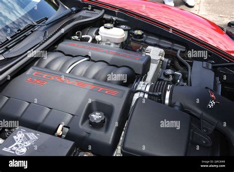 A Corvette Ls3 Engine In A C6 Corvette Stock Photo Alamy