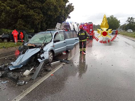 Ancora Sangue Sulle Strade Del Nuorese Un Morto E Due Feriti Nello