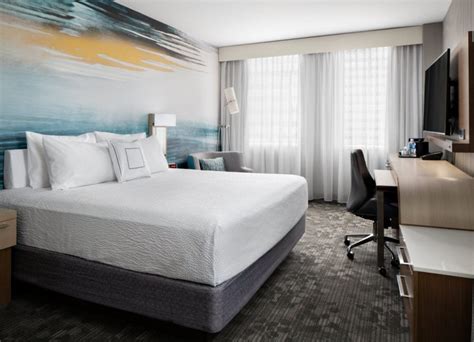 Courtyard By Marriott Edmonton Downtown | Explore Edmonton | Explore ...