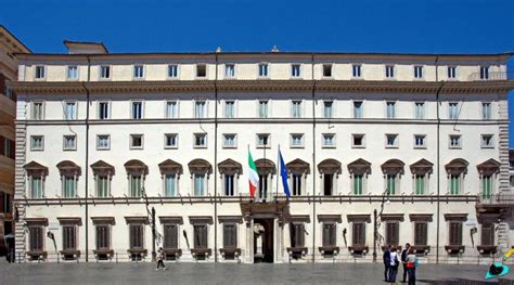 Palazzo Chigi Shish Palace Roma