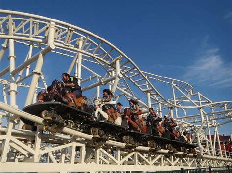 ZAMPERLA ROLLER COASTER VIDEOS & FACTS - COASTERFORCE