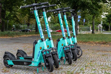 Schneller Durch Gänserndorf Erfolgreicher Start Für Leih E Scooter