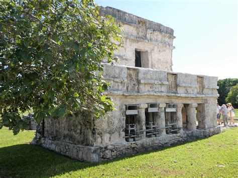 Tulum Temple Of The Frescoes In The S Tulum Was An Flickr