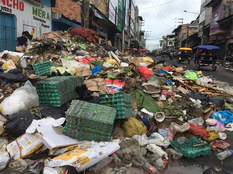 Loreto vecinos de Belén padecen por acumulación de basura PERU EL