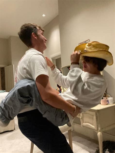 Pin By Sebastien Ramsey On In Cute Gay Couples Gay Relationship Gay Love