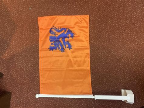 Oranje Auto Vlag Met Blauwe Leeuw Bol