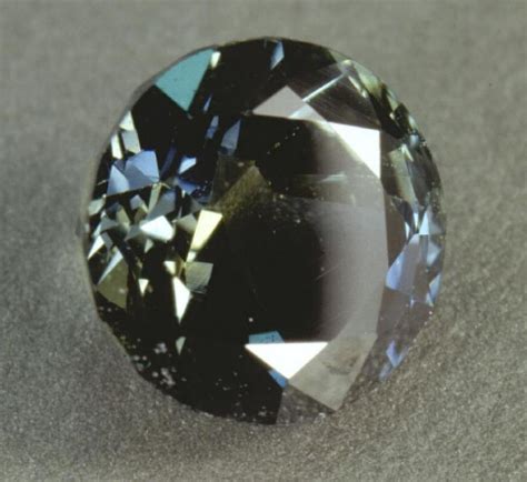 Сапфир фантазийный (сапфир несинего цвета), [Color] Sapphire, [Цвет ...