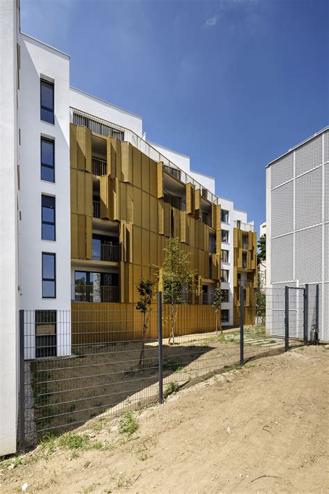 bagnolet france sliding  fixed panels soltec