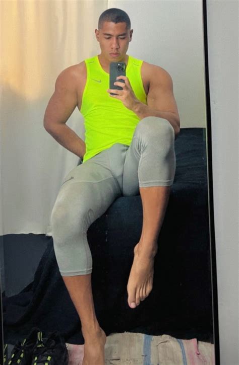 Hot Dudes Good Mood On Twitter RT Lycrafanmx Big And Lycra Becausewelovelycra
