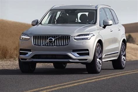 Volvo XC90 T8 AWD Plug-in hybrid 2024 PH: Price & Specs