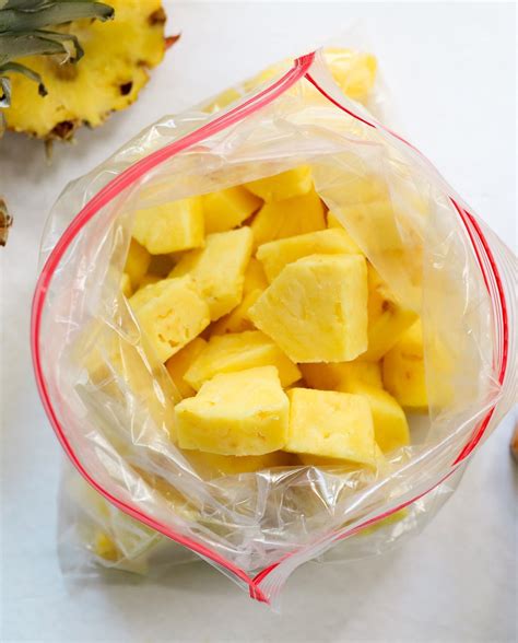 How To Freeze Pineapple The Easy Way Cook At Home Mom