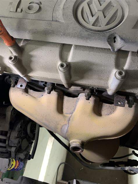 Лопнул выпускной коллектор — Volkswagen Polo Sedan, 1,6 л, 2010 года ...