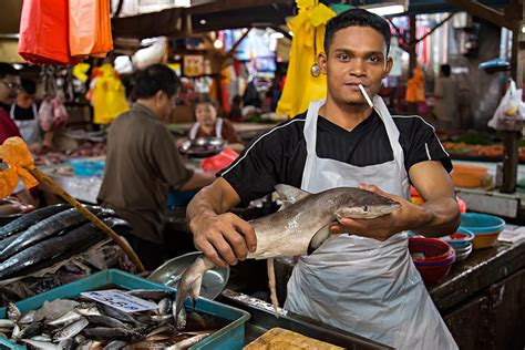 Endless Dwelling At Chow Kit Market In Kuala Lumpur Malaysia Travel