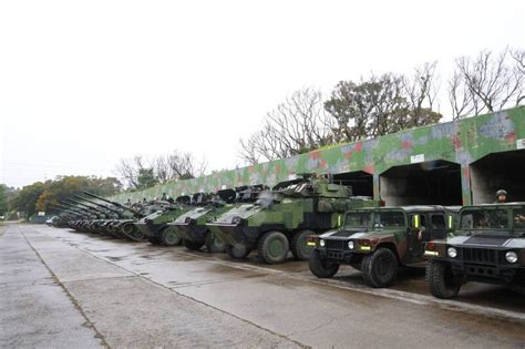 中國圍台軍演》陸軍十軍團模擬演練 戰車砲車精銳盡出（十軍團提供） 自由電子報影音頻道