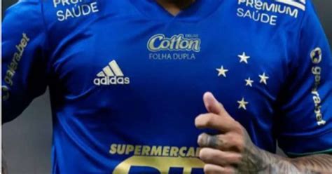 Cruzeiro Lan Ar Nova Camisa Em Comemora O Ao Acesso S Rie A Do