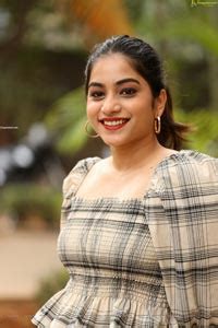 Punarnavi Bhupalam At Oka Chinna Viramam Press Meet HD Gallery Images