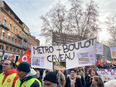 Le Parcours De La Manifestation Contre Les Retraites à Toulouse