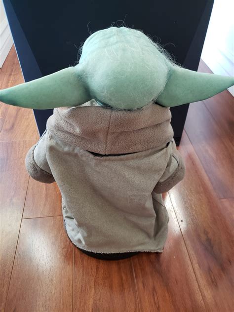 The Child (Baby Yoda) Life-Size Figure by Sideshow Collectibles Has Arrived