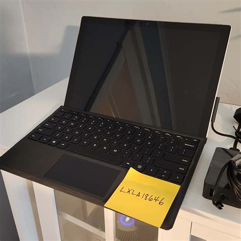 Microsoft Surface Pro Jawa