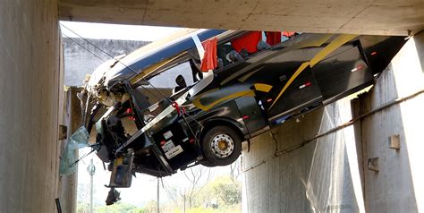 Veja O Que Se Sabe Sobre Acidente Nibus Que Caiu Em V O De Viaduto