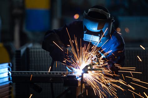 製缶加工とは？工程や板金加工との違いを解説 カナメタメディア