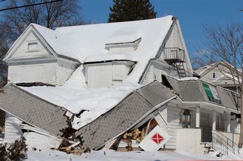 Heavy Snow Brings Roof Collapses Across Bergen County Nj