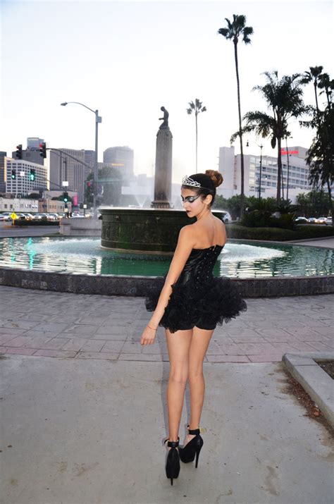 Black Swan Costume Diy