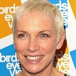 Annie Lennox - Age, Family, Bio | Famous Birthdays