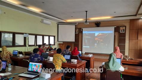 Pemkab Rembang Luncurkan Sistem Manajemen Penanggulangan Kemiskinan