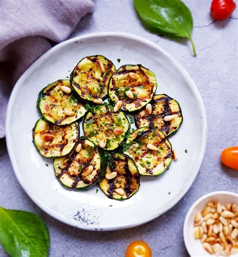 Gegrilde Aubergine Met Olijfolie Knoflook En Oregano Vertruffelijk