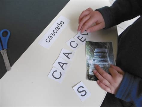 Abécédaire sur le thème de l eau École Saint Jean le Baptiste Valréas