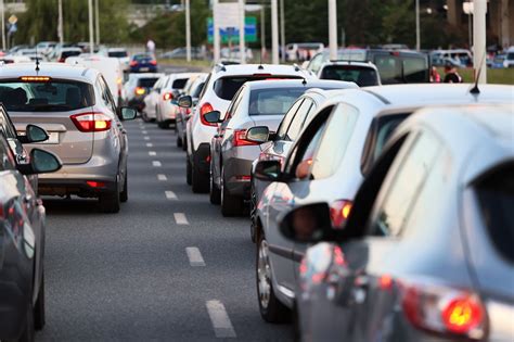 Jazda na suwak przepisy pozwalające na płynność ruchu