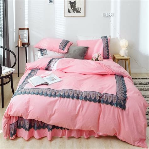 Black And Pink Feminine Romantic Style Twin Full Queen Size Bedding