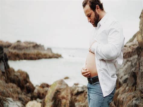 Dad To Be Shows Off His Belly In Pregnancy Photo Shoot The Independent