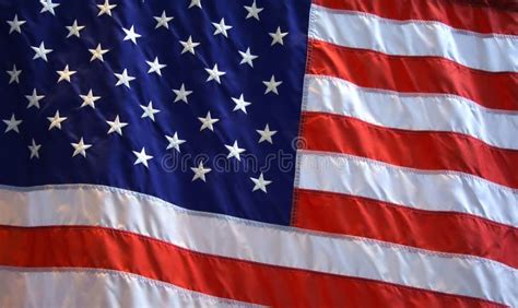 Bandeira Americana Acenando No Vento Isolado Dos Eua Imagem De Stock