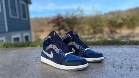 Air Jordan Mid Se Craft Inside Out Obsidian New Twist On An