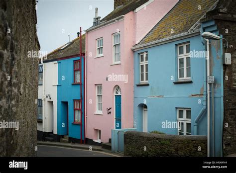 Colourful Painted Houses In Salcombe Devon Stock Photo Alamy