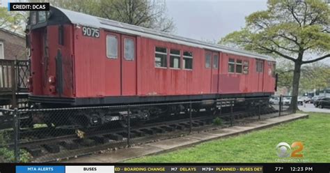 Vintage Subway Car Sells For 235700 Cbs New York