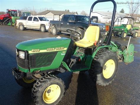 1998 John Deere 4100 Tractors Compact 1 40hp John Deere