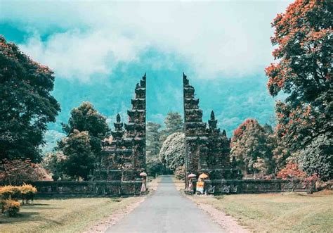 Mengungkap Masa Kejayaan Kerajaan Kediri Beserta Peninggalannya