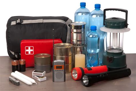 10 Items To Store In Your Urban Survival Kit Best Prep Survival