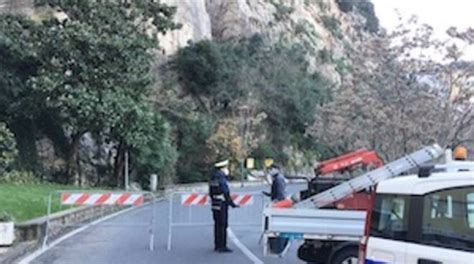 Viabilit Con Problemi A Sorrento Lavori In Via Degli Aranci E Via