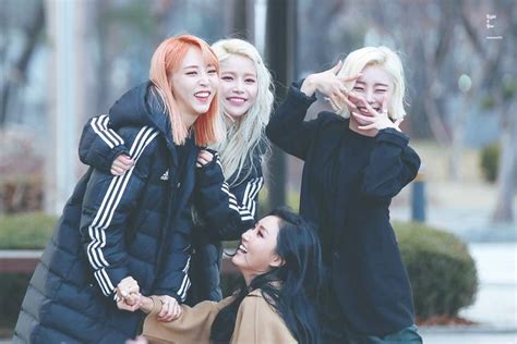 Fyeah Wheein Mamamoo Korean Girl Groups South Korean Women