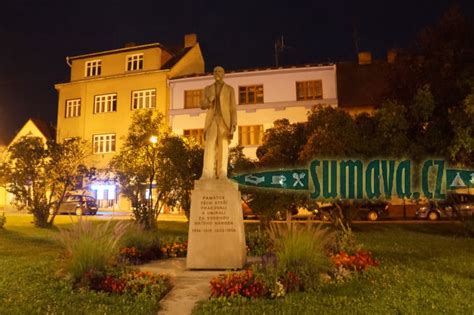 Šumavská galerie: památník T. G. Masaryka, Přeštice