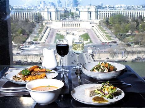 Restaurant Tour Eiffel Premier Etage De La Tour Eiffel Paris